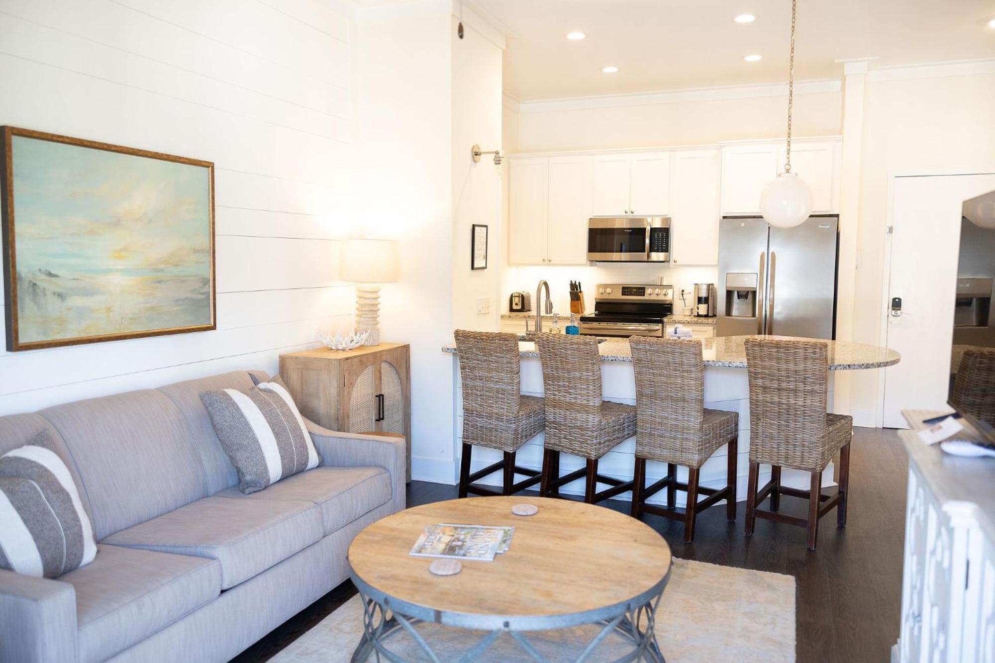 The Peachy Palm Luxurious Island Retreat Near The & Everything! *